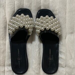 Chinese Laundry Black and Cream Pearl Women's Sandals size 7